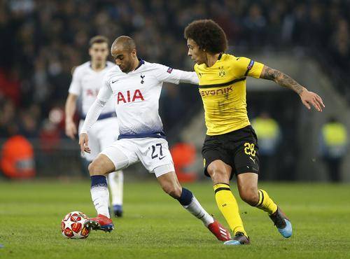  霍芬海姆,前锋帽子戏法率队客场大胜菲尔特